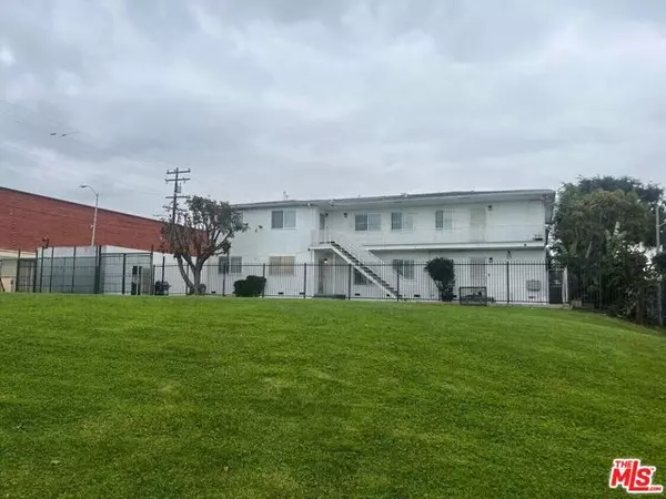 3213 Bartdon Avenue, Inglewood, CA 90303