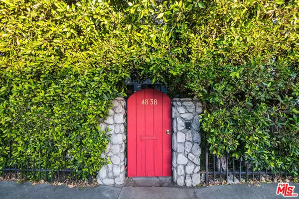 Sherman Oaks, CA 91423,4838 Coldwater Canyon Avenue