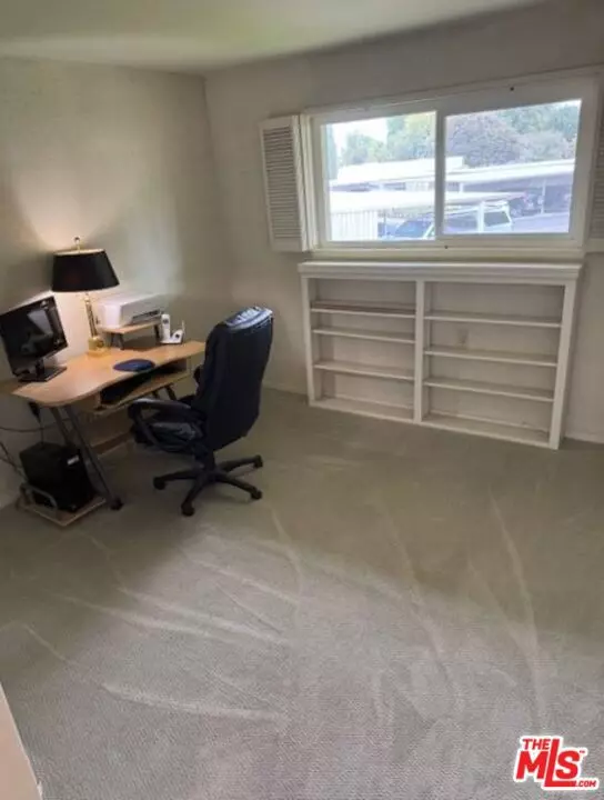 Laguna Woods, CA 92637,2136 Via Puerta #N