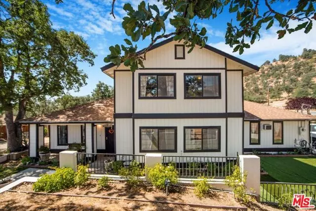 Tehachapi, CA 93561,21416 Prospect Avenue