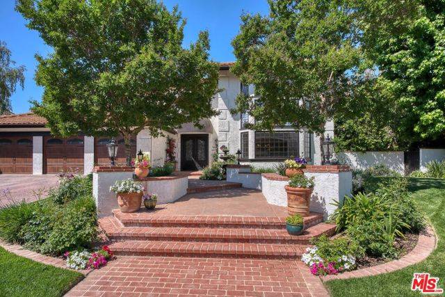 29340 Castlehill Drive, Agoura Hills, CA 91301