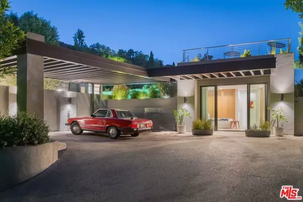 Los Angeles, CA 90046,7640 Woodrow Wilson Drive