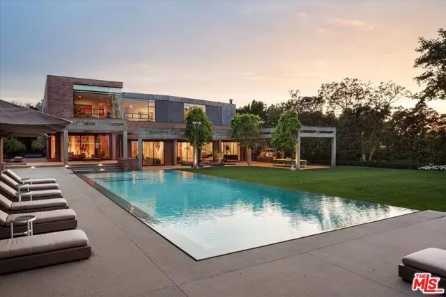 Los Angeles, CA 90077,3350 Stoneridge Lane