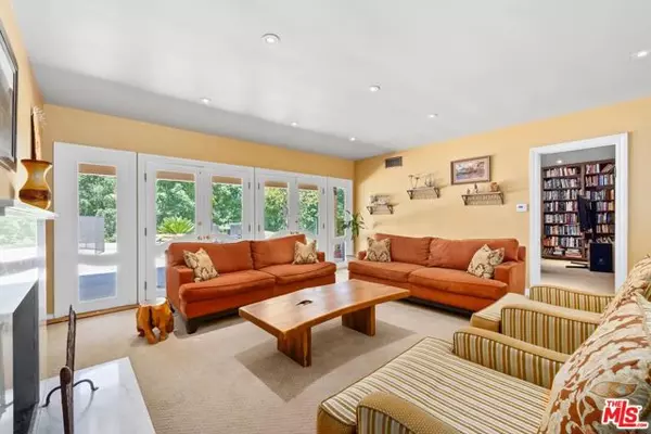 16241 W Meadow Ridge Way, Encino (los Angeles), CA 91436