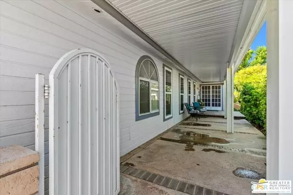 Palm Desert, CA 92260,73450 Country Club Drive #295