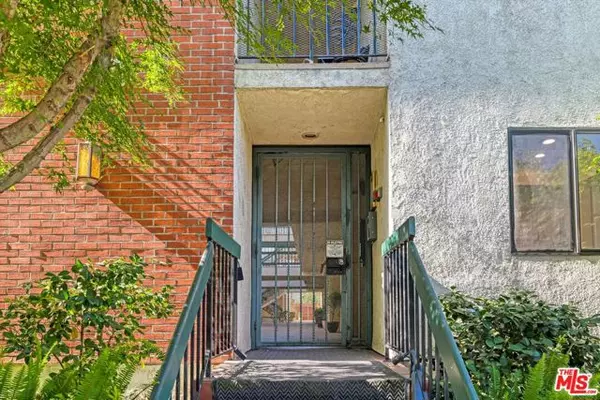Glendale, CA 91203,330 Burchett Street #104