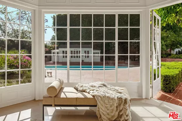 Beverly Hills, CA 90210,1001 N Crescent Drive