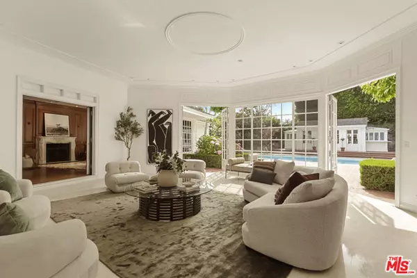 Beverly Hills, CA 90210,1001 N Crescent Drive