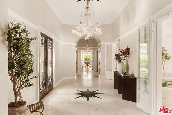 Beverly Hills, CA 90210,1001 N Crescent Drive