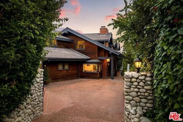 Pacific Palisades (los Angeles), CA 90272,1710 San Remo Drive