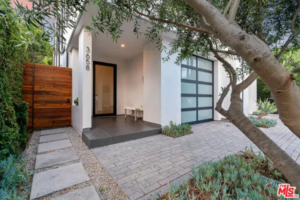 Los Angeles, CA 90066,3658 Beethoven Street