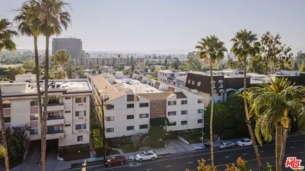 Tarzana (los Angeles), CA 91356,5325 Lindley Avenue #304