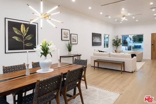 Encino (los Angeles), CA 91316,17624 Martha Street