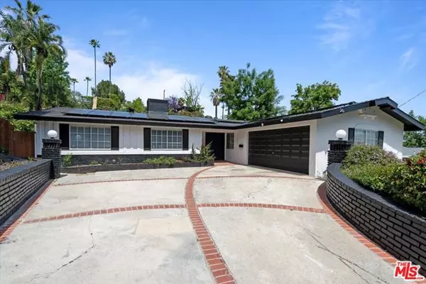 Woodland Hills (los Angeles), CA 91367,20435 Miranda Street