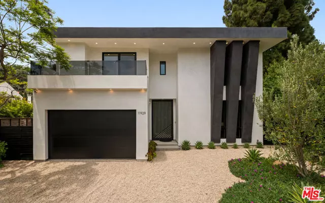Los Angeles, CA 90049,11929 Brentwood Grove Drive