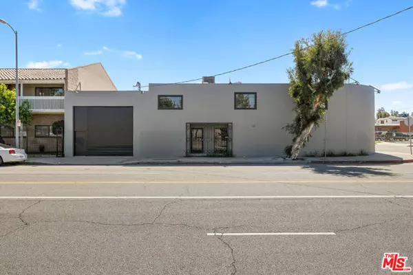 Tarzana (los Angeles), CA 91356,18536 Oxnard Street
