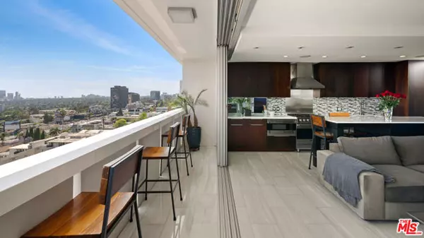West Hollywood, CA 90069,8787 Shoreham Drive #908