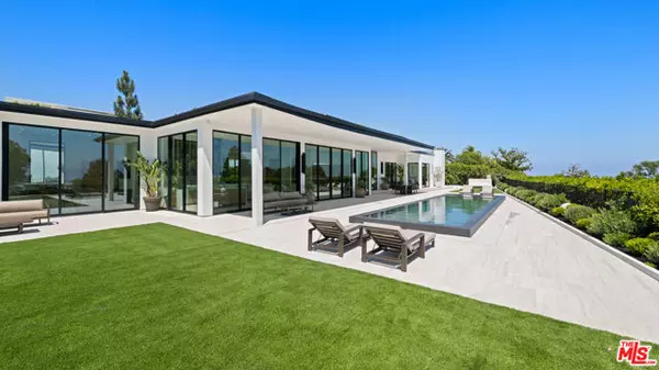 Beverly Hills, CA 90210,365 Trousdale Place