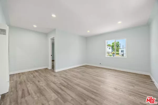 Los Angeles, CA 90011,318 E 50th Street