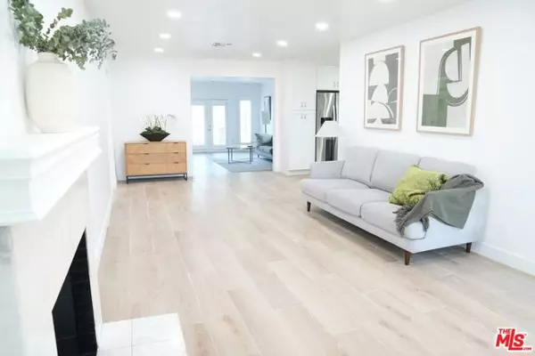 Los Angeles, CA 90043,4243 W 58th Place