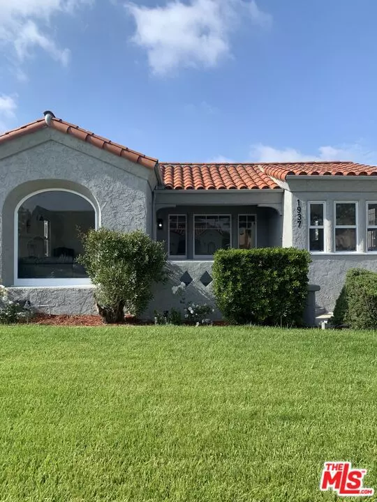 1937 W 80th Street, Los Angeles, CA 90047
