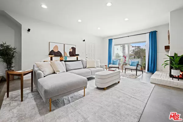 Marina Del Rey, CA 90292,20 Ironsides Street #8