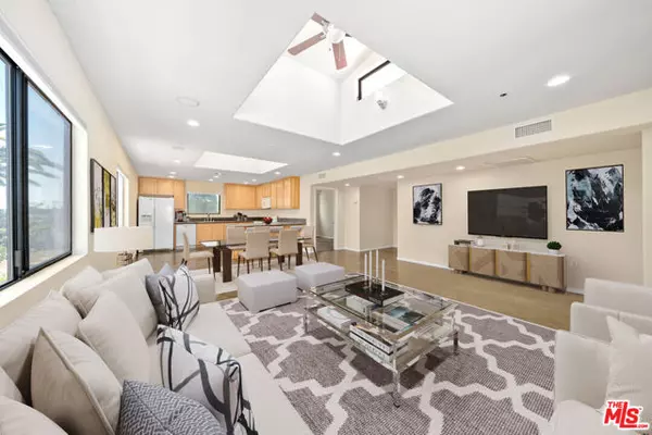 6815 BAIRD Avenue #6, Reseda (los Angeles), CA 91335