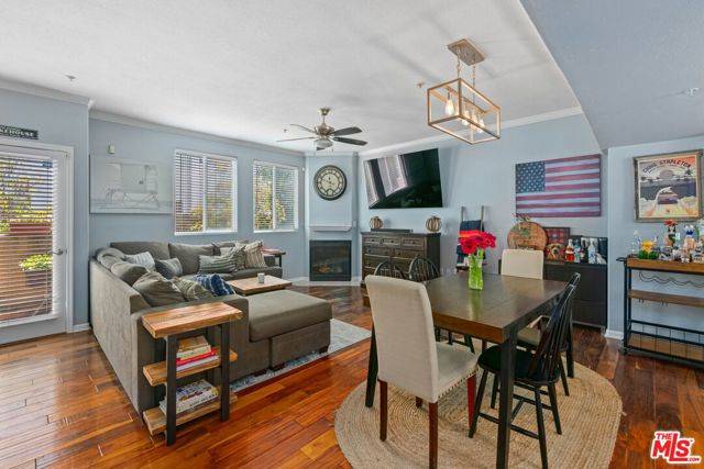 222 W Imperial Avenue #3, El Segundo, CA 90245