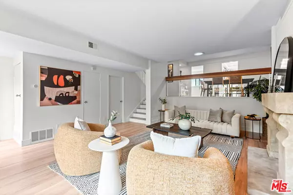 Marina Del Rey, CA 90292,13236 Fiji Way #D