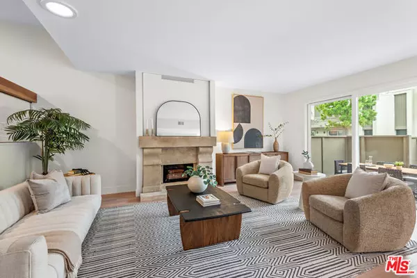 Marina Del Rey, CA 90292,13236 Fiji Way #D
