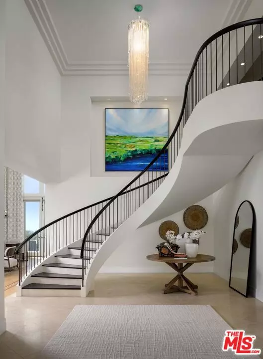 Santa Barbara, CA 93108,1465 E Mountain Drive