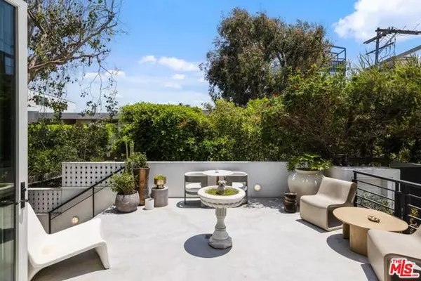 Marina Del Rey, CA 90292,15 Reef Street