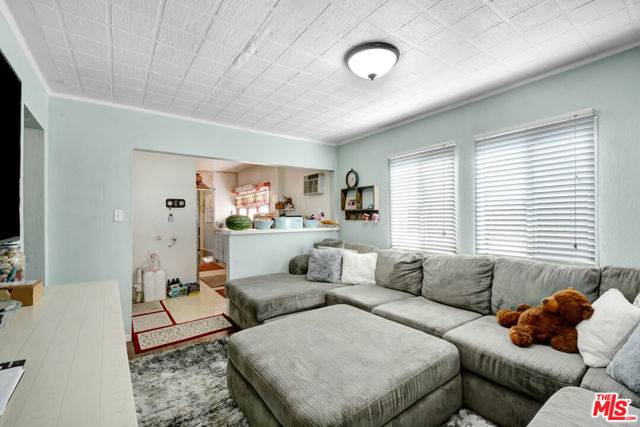 Ontario, CA 91762,132 W Bonnie Brae Court