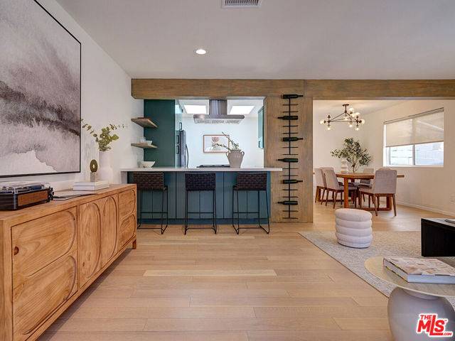 422 W Avenue 37, Los Angeles, CA 90065