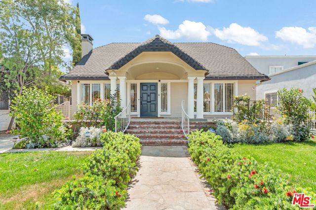 1107 S St Andrews Place, Los Angeles, CA 90019