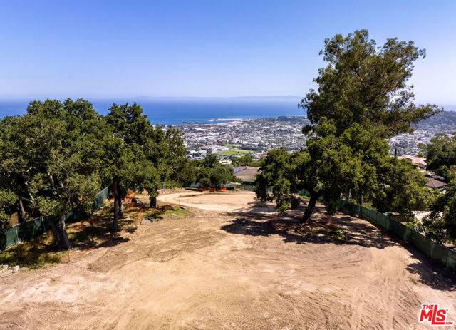 Santa Barbara, CA 93103,1326 Hillcrest Road