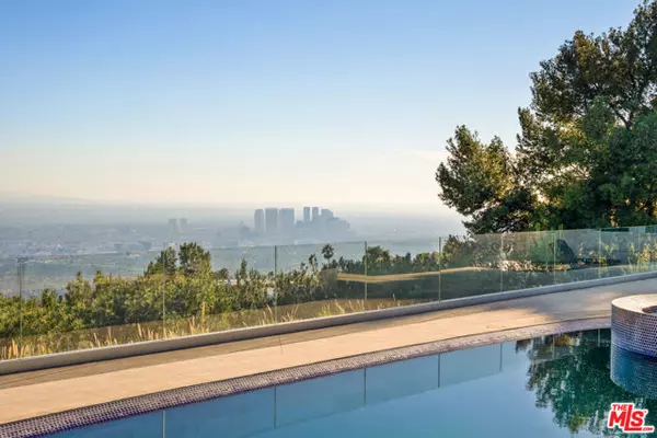 Beverly Hills, CA 90210,1610 Carla