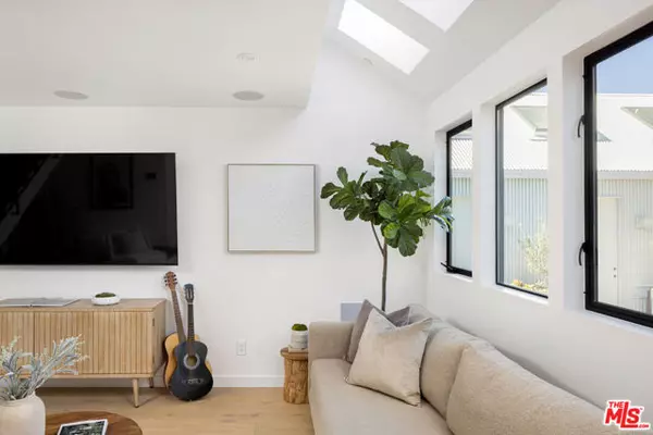 Venice (los Angeles), CA 90291,1821 Penmar Avenue