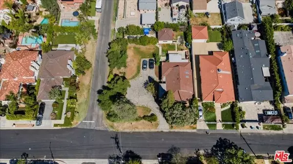 Tarzana (los Angeles), CA 91356,5454 Aura Avenue