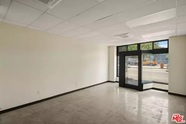 Los Angeles, CA 90041,4735 Eagle Rock Boulevard