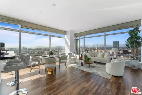 900 W Olympic Boulevard #34J, Los Angeles, CA 90015