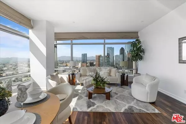 Los Angeles, CA 90015,900 W Olympic Boulevard #34J