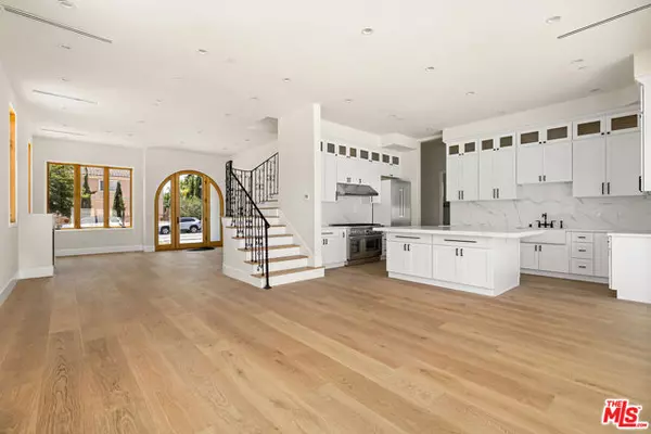 Winnetka (los Angeles), CA 91306,20329 Stagg Street