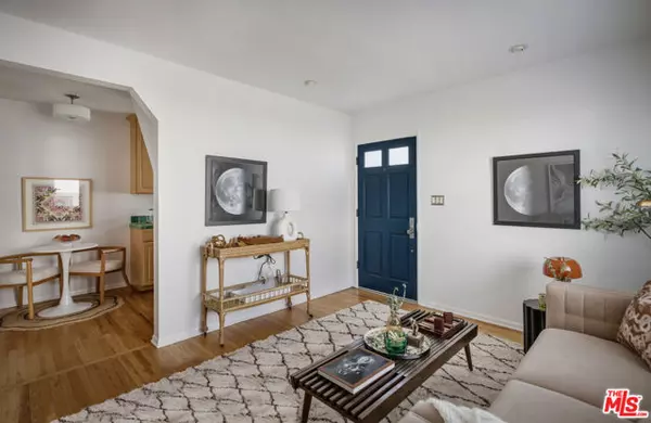 Venice (los Angeles), CA 90291,122 Thornton Place