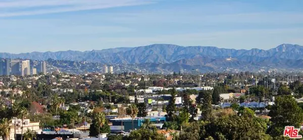 Marina Del Rey, CA 90292,4265 Marina City Drive #815
