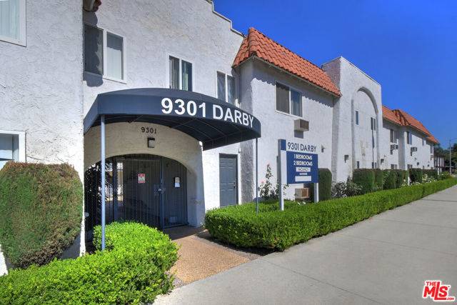Northridge (los Angeles), CA 91325,9301 Darby Avenue