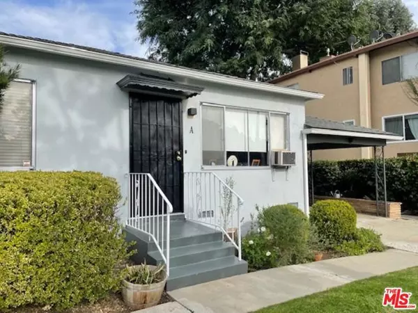 Santa Monica, CA 90404,1533 Yale Street