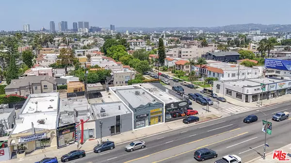 Los Angeles, CA 90035,1535 S La Cienega Boulevard