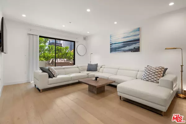 Los Angeles, CA 90035,1123 S Shenandoah Street #101