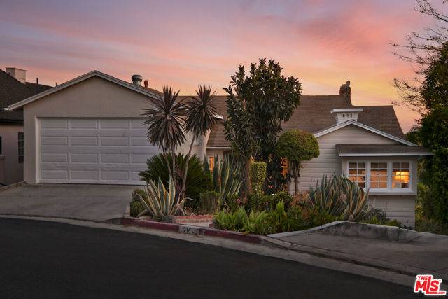 4185 Holly Knoll Drive, Los Angeles, CA 90027